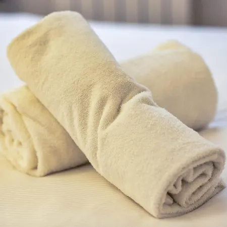 Damien Votre F3 2 Terrasse A