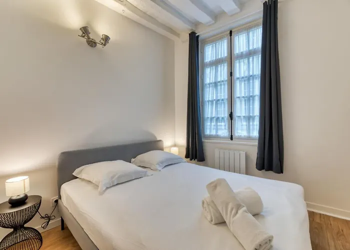 Damien Votre F3 2 Terrasse A *